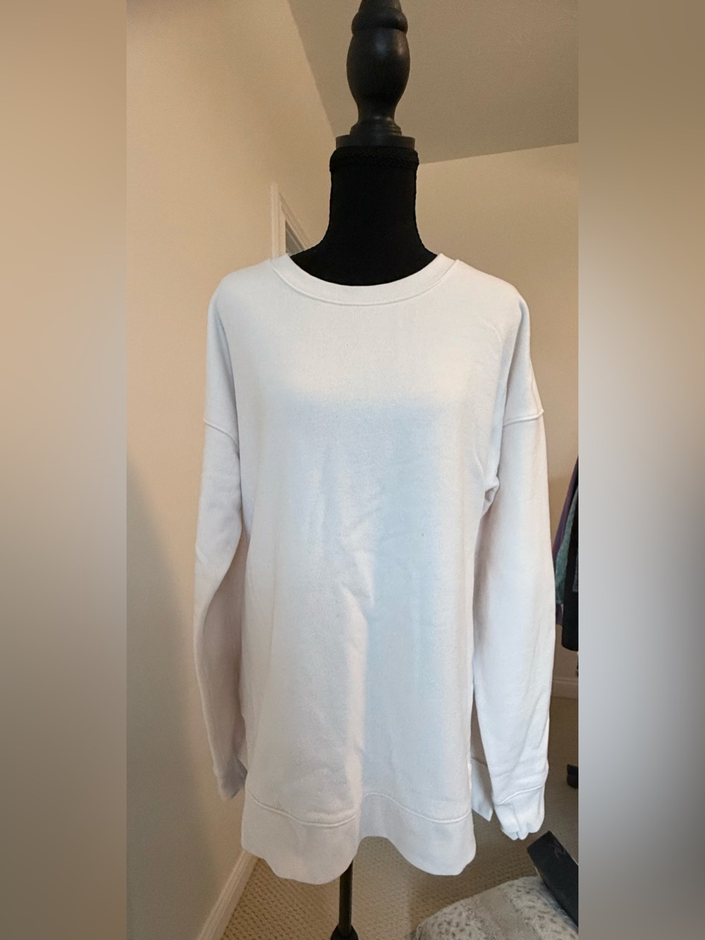 Women’s Crewneck Sweatshirt - Cream
